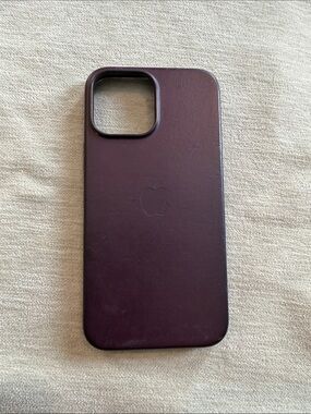 Apple Leather iPhone Case in Deep Plum